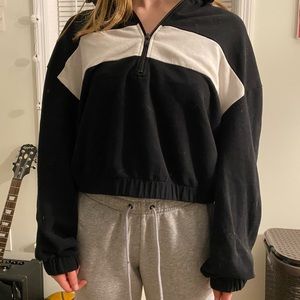 cropped quarter zip hollister sweater sweatshirt